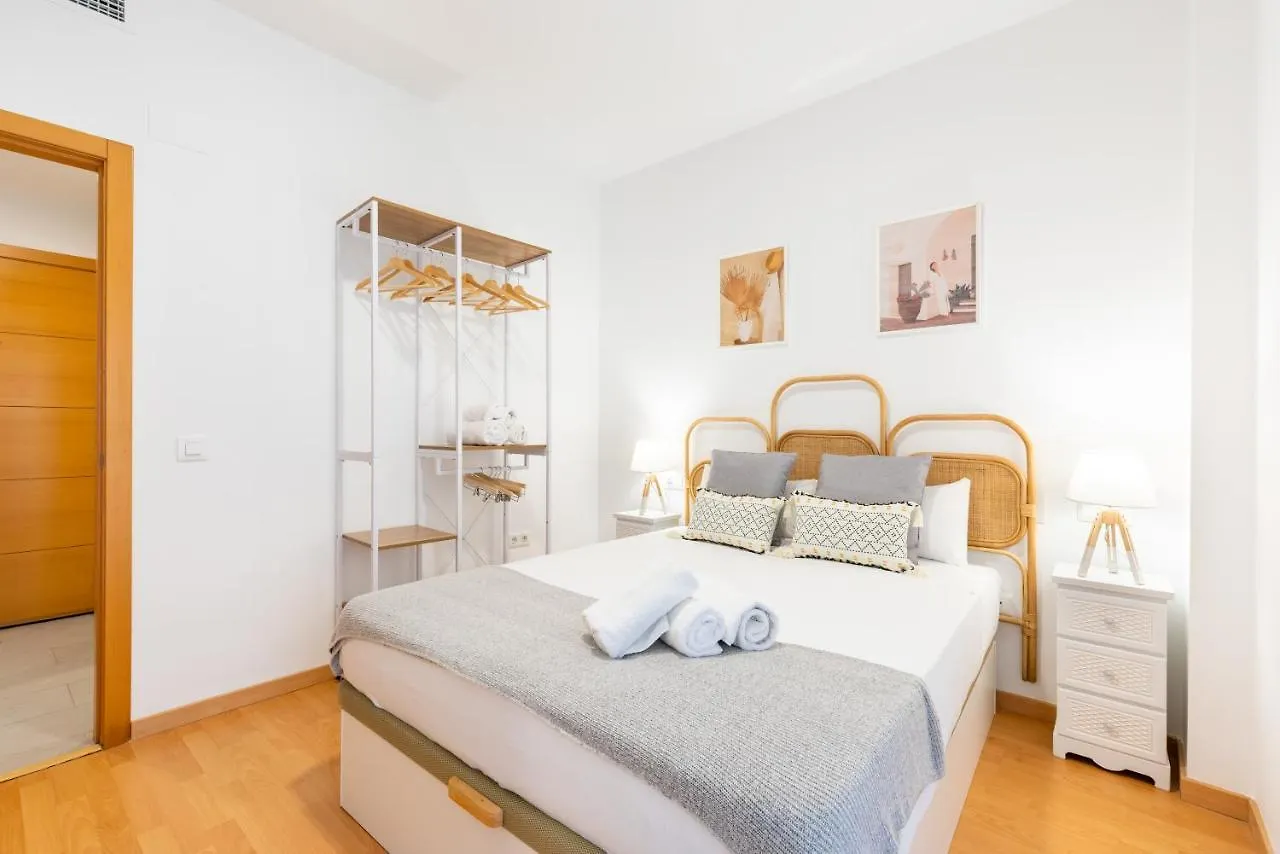 Wintowinrentals Superb New-Look Apartment Malaga