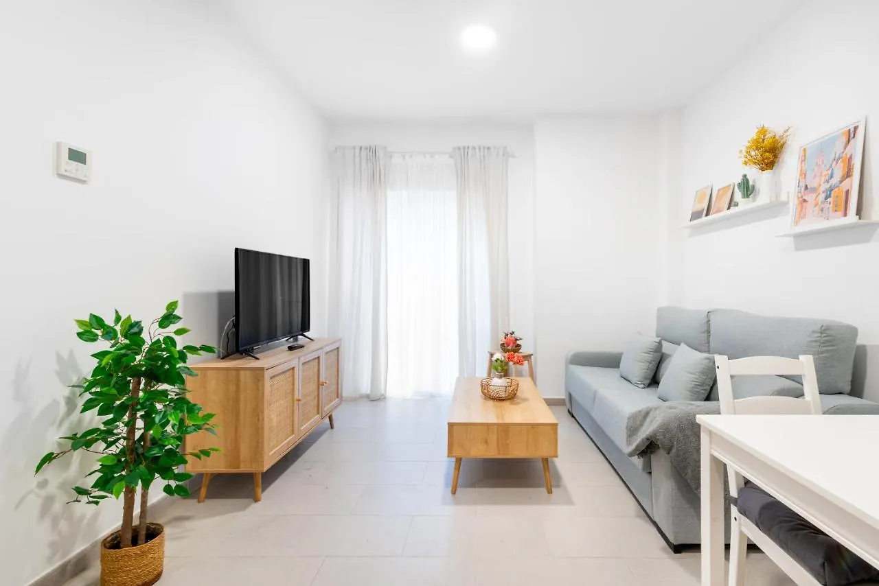 Wintowinrentals Superb New-Look Apartment Malaga 0*,  Spain
