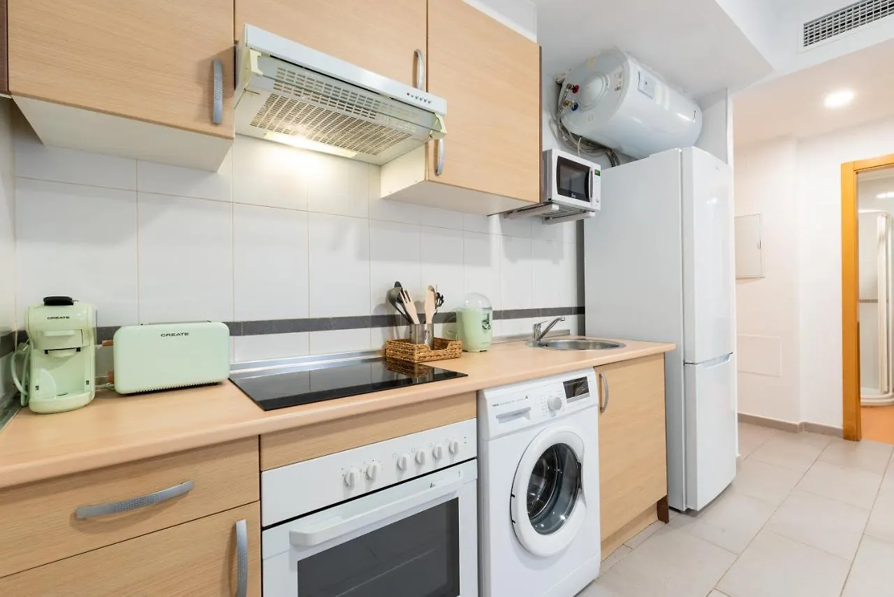 Wintowinrentals Superb New-Look Apartment Malaga